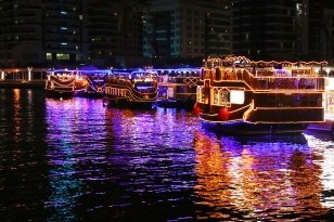 Dubai Dhow Cruise Dinner package